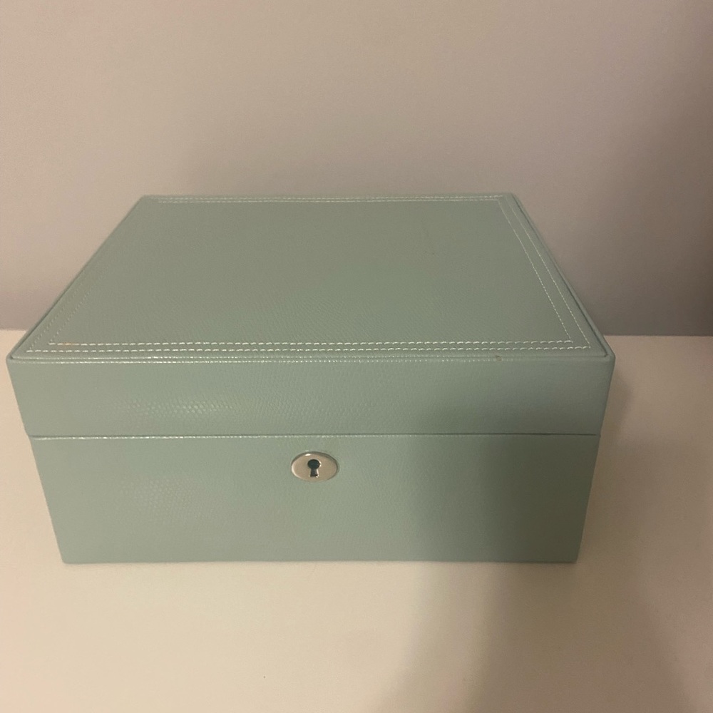 pottery barn teal jewelry box, in great shape, a lot of space